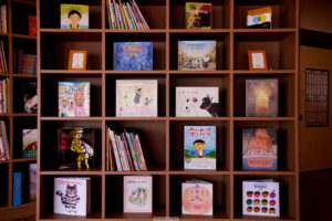 11月「えほん寺ピー」の開催です。