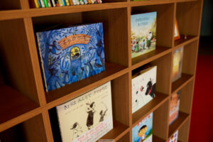 12月「えほん寺ピー」の開催日程です。